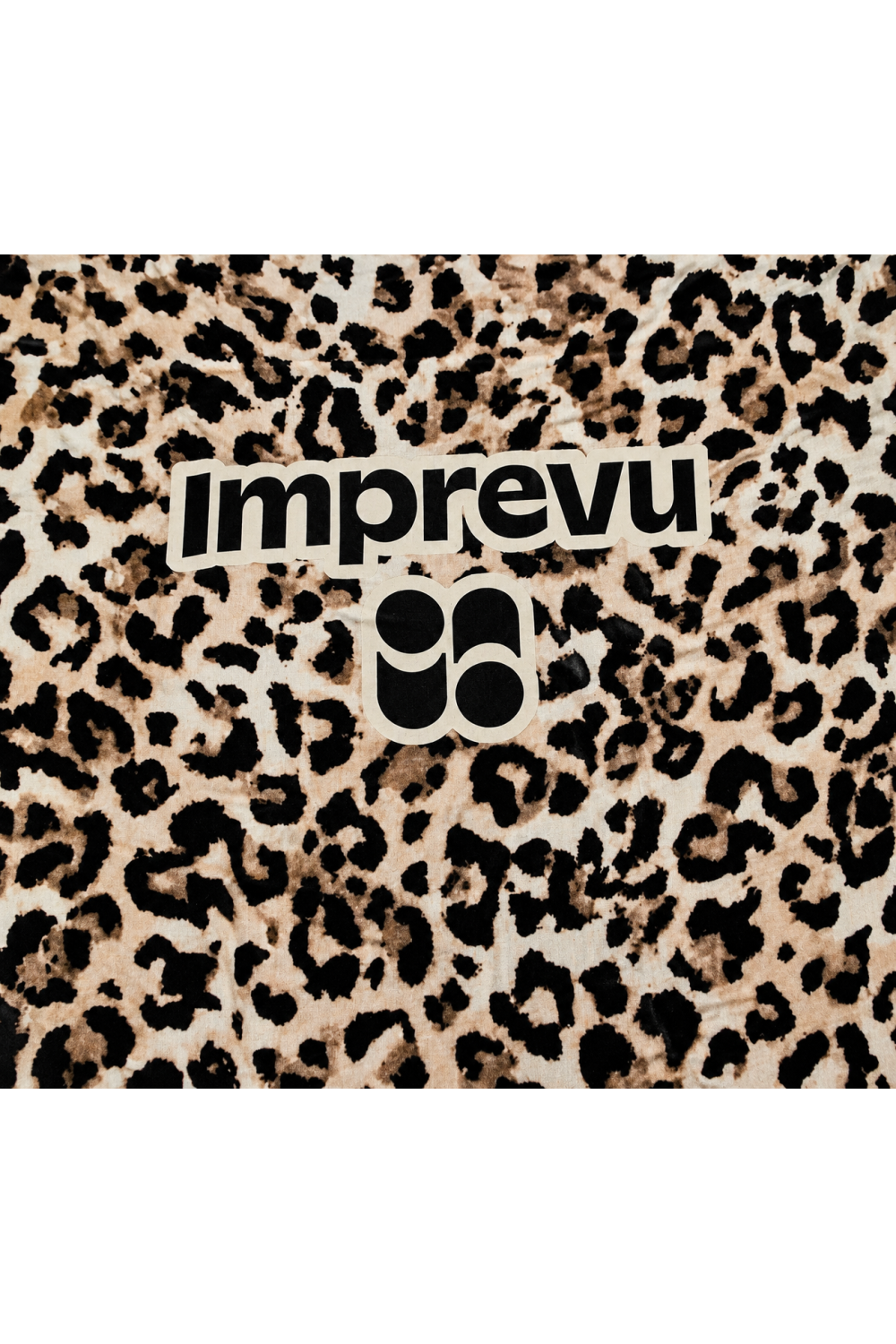 Foulard Hera print Leo fabriqué en Italie