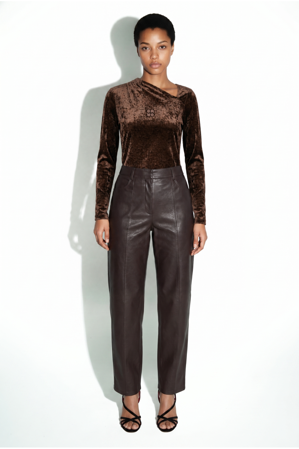 Blouse Lyra velvet Alvaere chocolat fabriqué en Italie