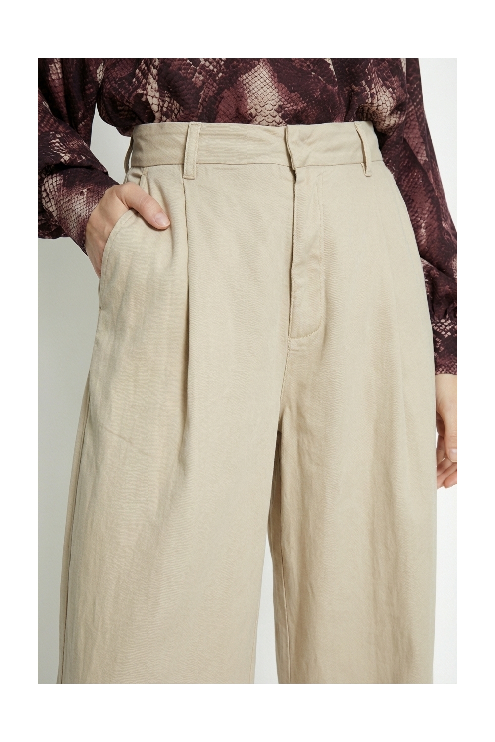 Pantalon Rio Lyocell beige fabriqué en Italie
