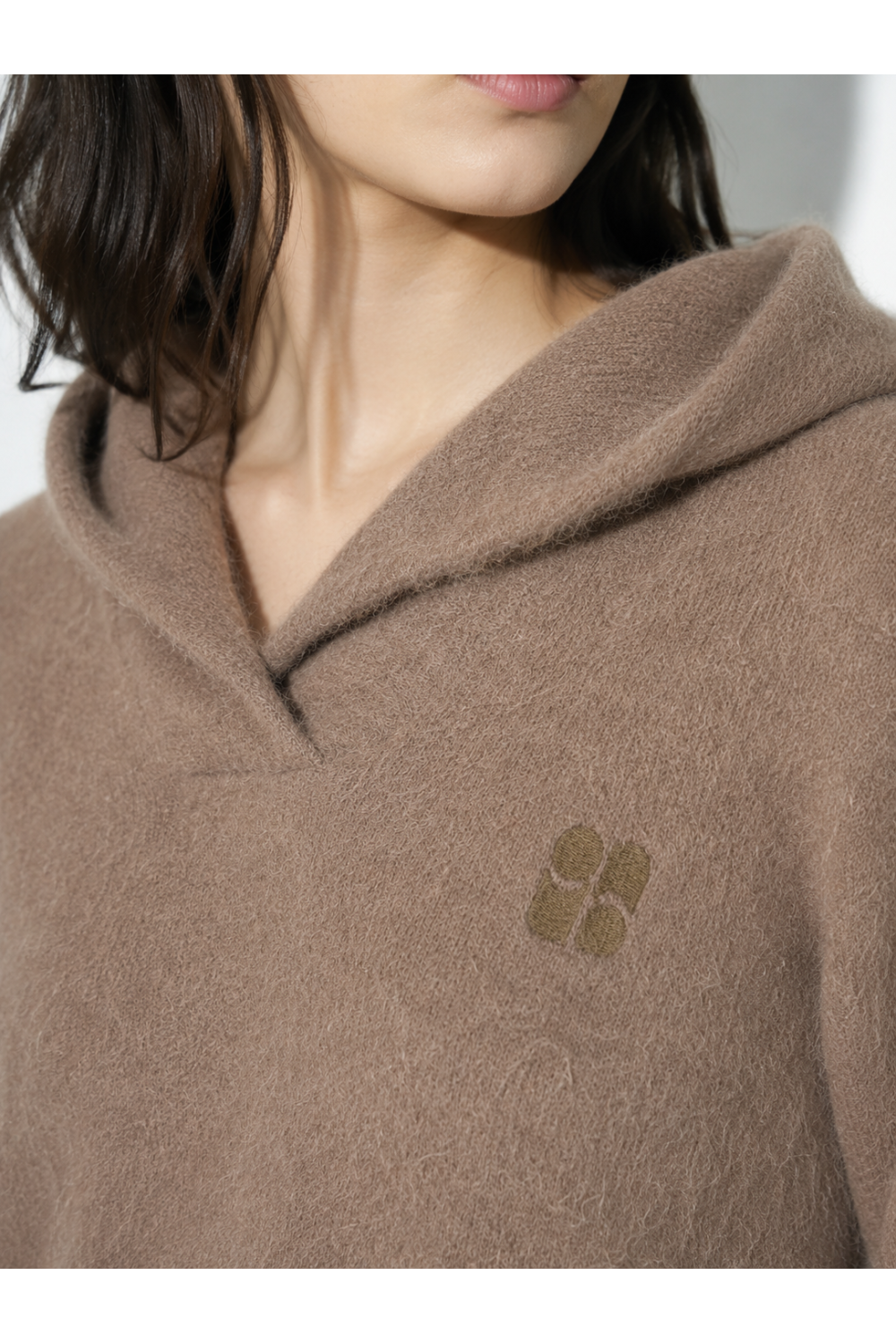 Nola-sweater met capuchon in kaki, gemaakt in Italië